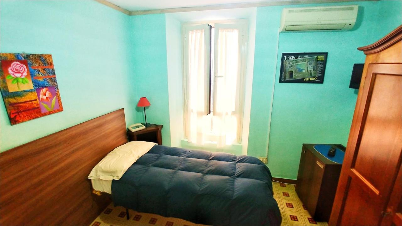 Hotel Centrale 维泰博 外观 照片